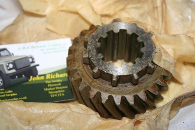 Land Rover Series Gearbox Mainshaft Gear 522017