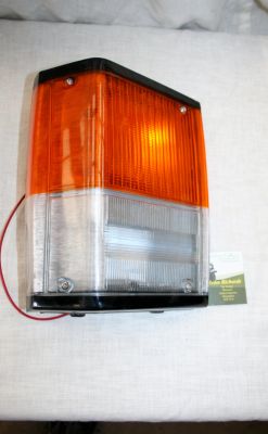 Range Rover R/H Front Side Indicator Lamp Assembly PRC2962