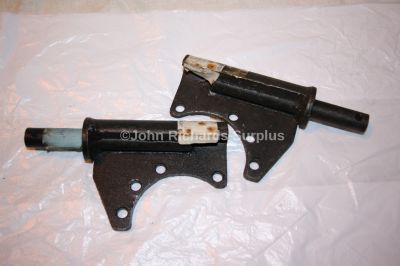 Land Rover Military Ambulance Anti Roll Bar Bracket Pair 577436 577437