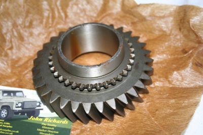 Land Rover LT77 Gearbox 1st Speed Gear FRC5253