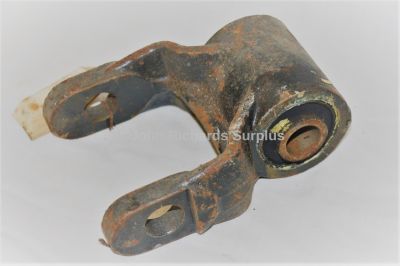 Bedford Spring Hanger Shackle 6367999 2510-99-820-7034