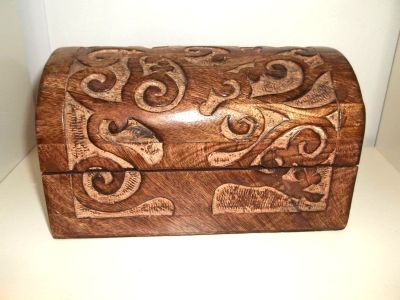 Mango Wood Medium Tree of Life Storage Box 311074