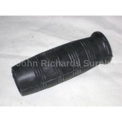 Universal use rubber handgrip