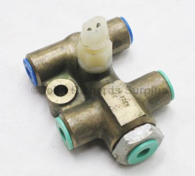 Range Rover Classic PDWA brake valve Triumph Stag MG brake switch 565550 