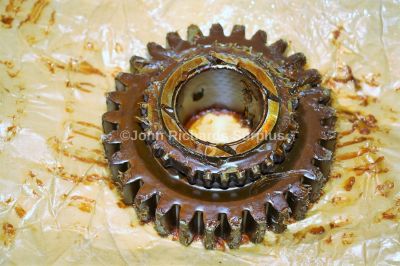 Bedford Vauxhall Transfer Box Mainshaft Gear 7095481 2520-99-832-6317