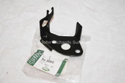 Land Rover Defender Front Axle Brake Hose Bracket L/H SHU000050