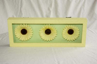 Wooden Framed Gerbera-Daisy Wall Art Yellow with 3 Yellow Flowers 537-106 Yellow