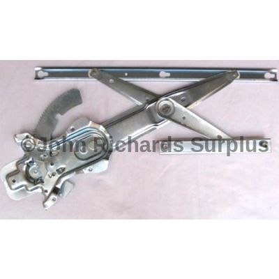 Window Regulator Front R/H LR006373