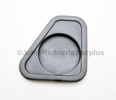 Door Glass Finger Pull Inner R/H MTC6276