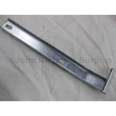 Land Rover tailgate hinge R/H MUC8740