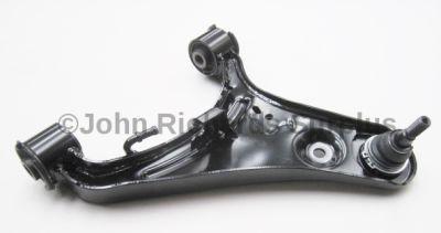 Stabilizer Arm Front Upper L/H LR051615