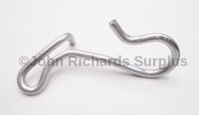 Handbrake Cable Bracket R/H SPU500040