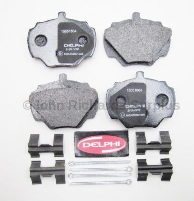 Brake Pad Set & Fitting Kit Rear SFP500190